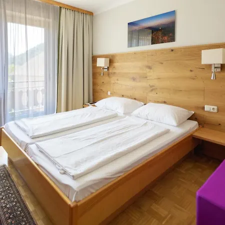 Hotel Landgasthof Kirchenwirt 3*