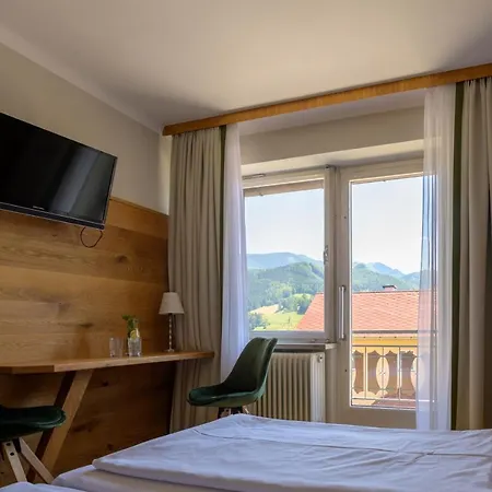 Landgasthof Kirchenwirt 3* Grossraming