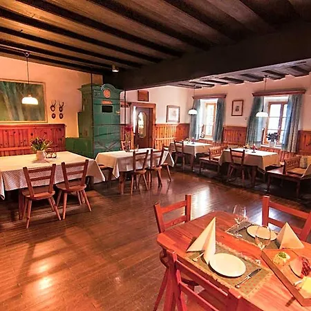Landgasthof Kirchenwirt Hotel