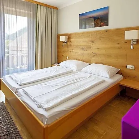 Landgasthof Kirchenwirt Hotel 3*