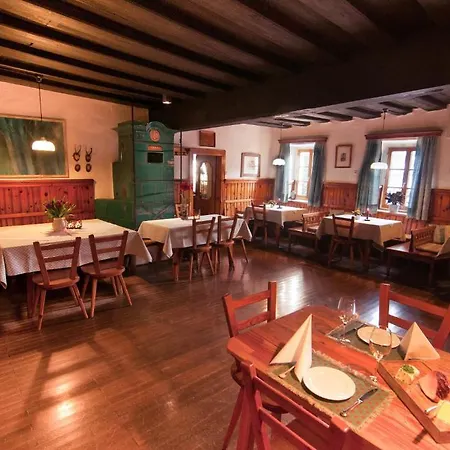 Landgasthof Kirchenwirt Hotell