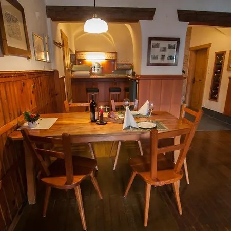 Landgasthof Kirchenwirt Hotel