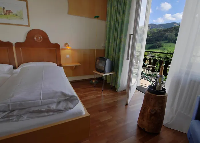 Otel Landgasthof Kirchenwirt 3*