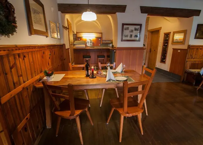 Landgasthof Kirchenwirt Hotel